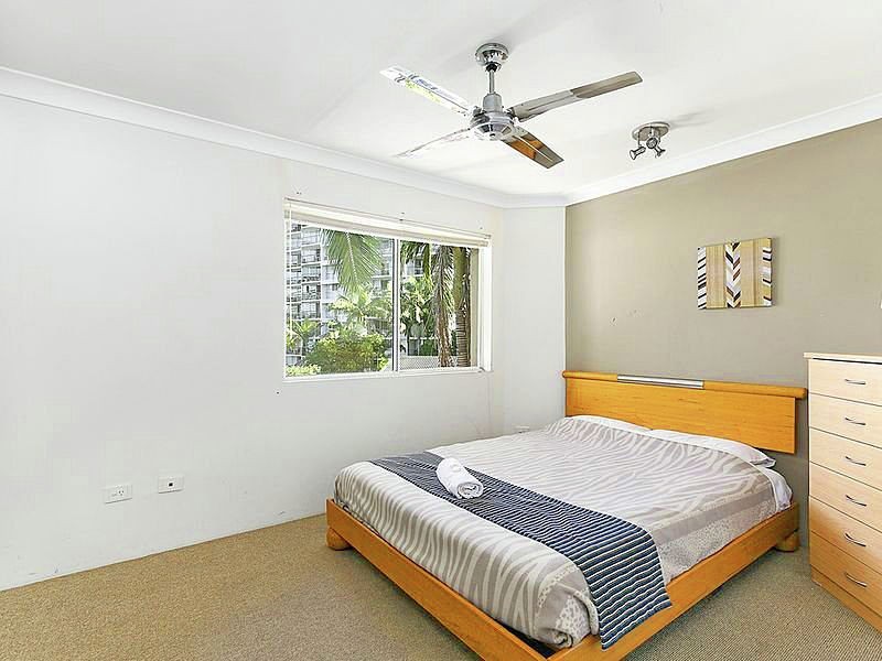 37 Peninsular Drive, Surfers Paradise QLD 4217