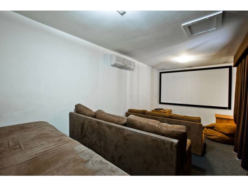 Biggera Waters QLD 4216