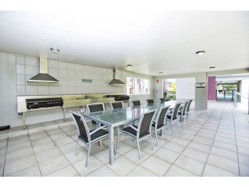 Biggera Waters QLD 4216