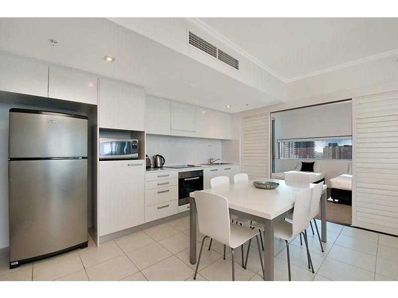 Broadbeach QLD 4218