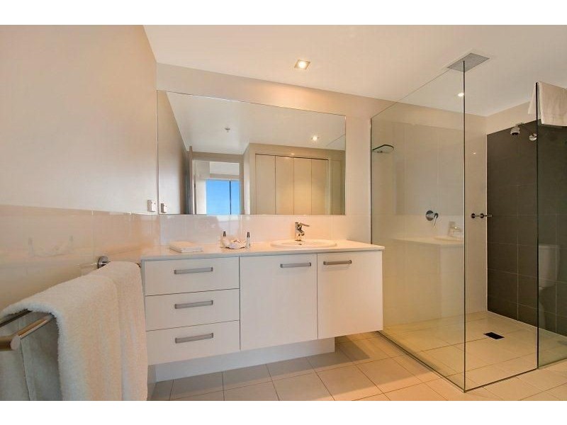 Broadbeach QLD 4218