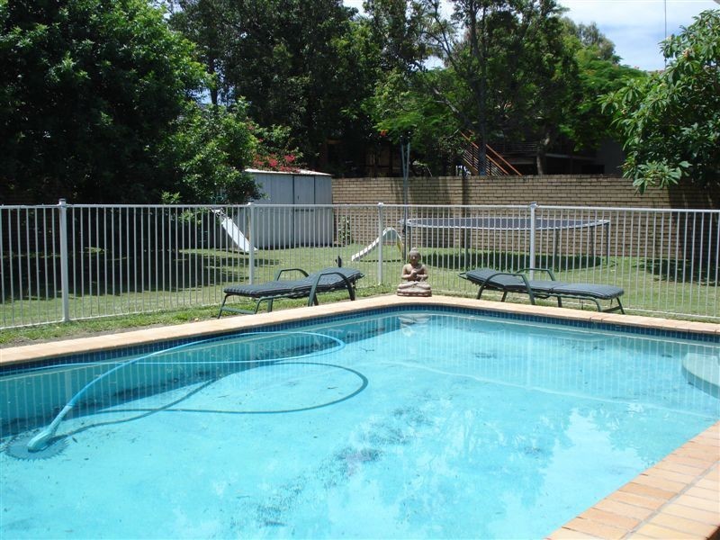 Ashmore QLD 4214