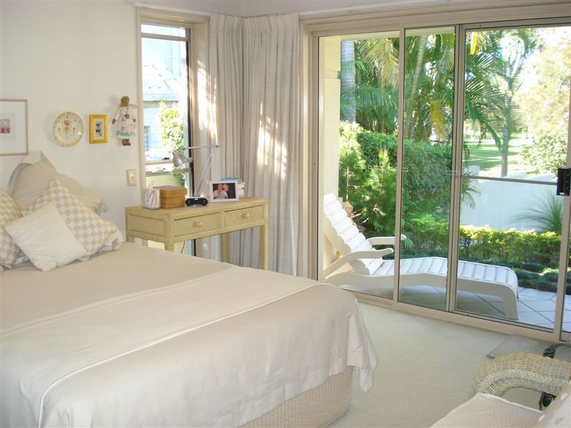 61 Chichester Drive, Arundel QLD 4214