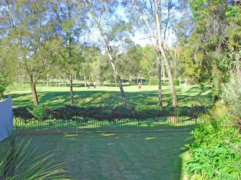 61 Chichester Drive, Arundel QLD 4214