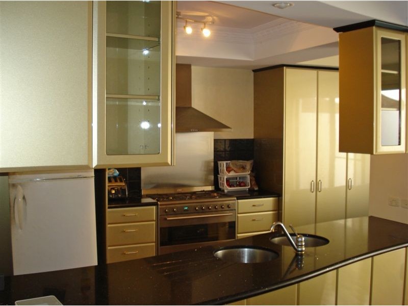 Chevron Island QLD 4217