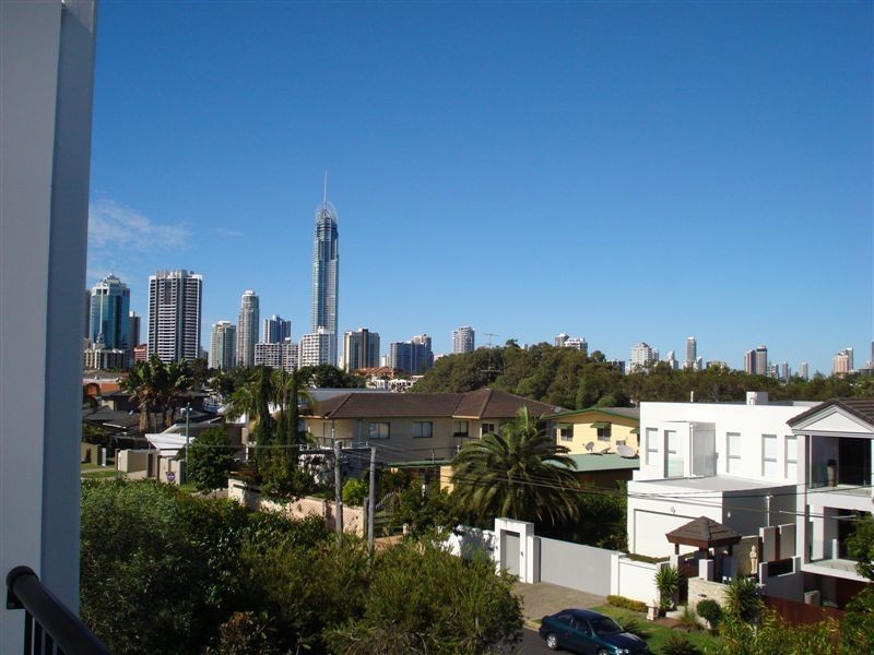 Chevron Island QLD 4217