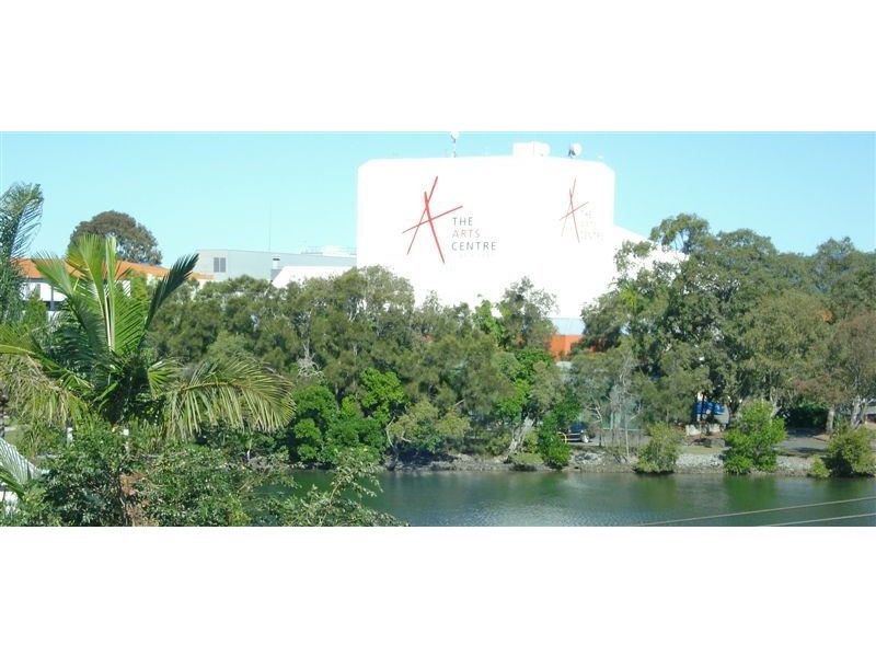 Chevron Island QLD 4217