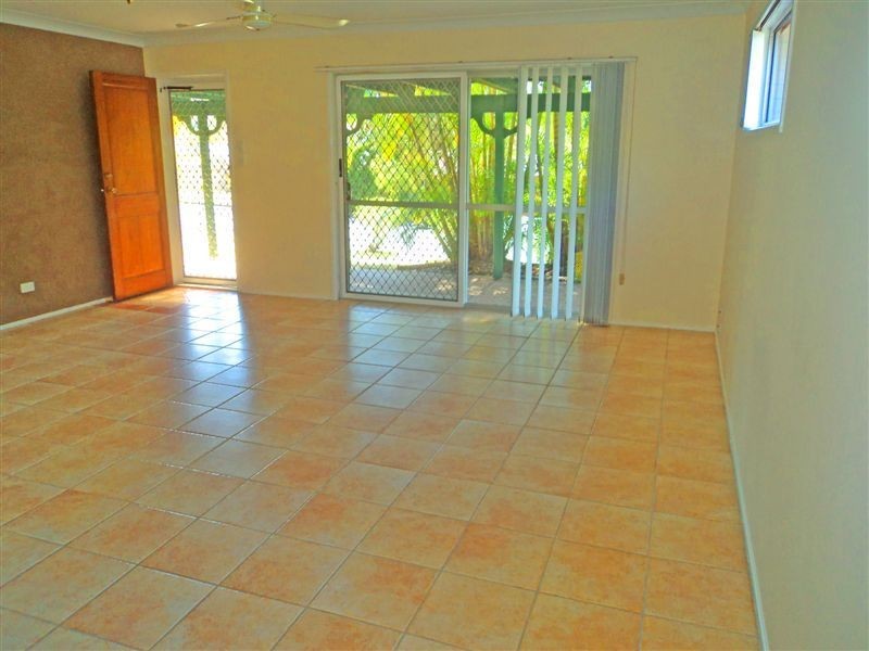 Ashmore QLD 4214