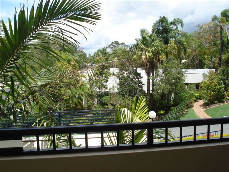 225/74 Wardoo Street, Ashmore QLD 4214