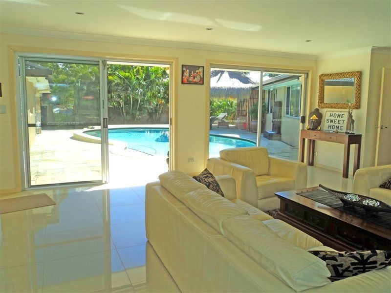 Broadbeach Waters QLD 4218