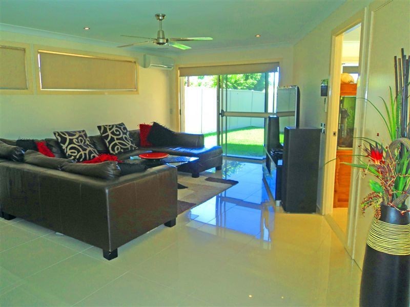 Broadbeach Waters QLD 4218