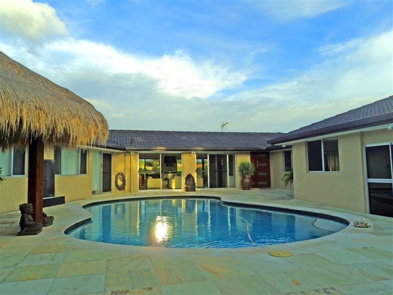 Broadbeach Waters QLD 4218