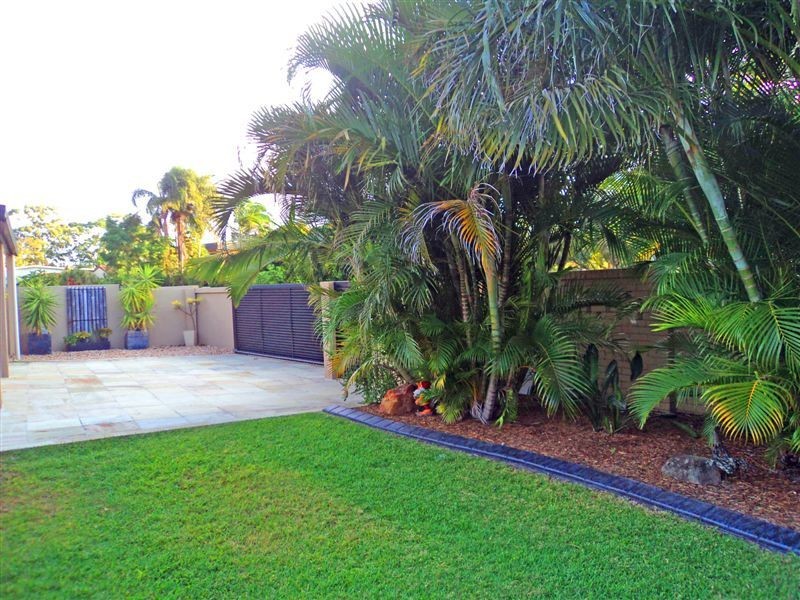 Broadbeach Waters QLD 4218