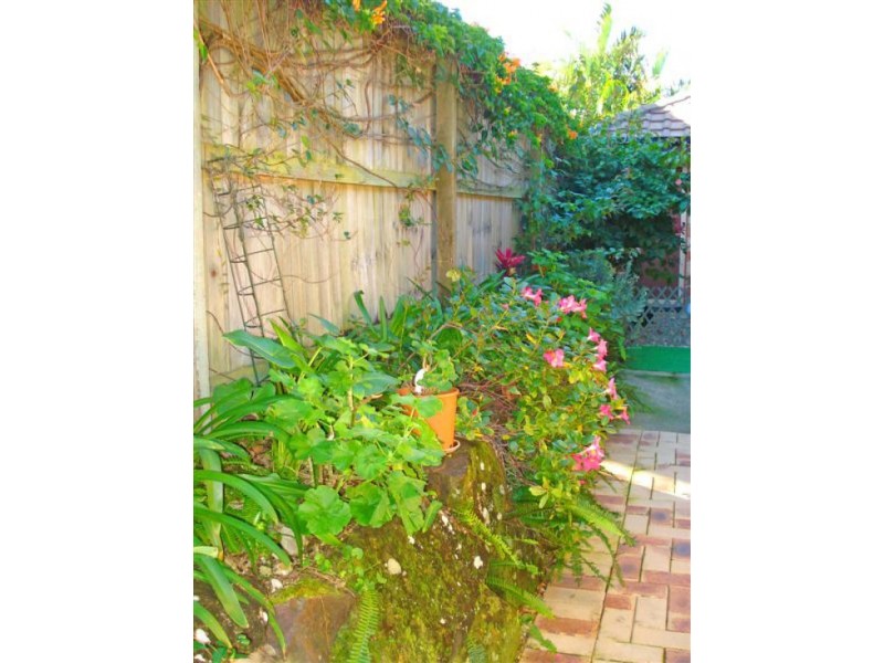 Molendinar QLD 4214
