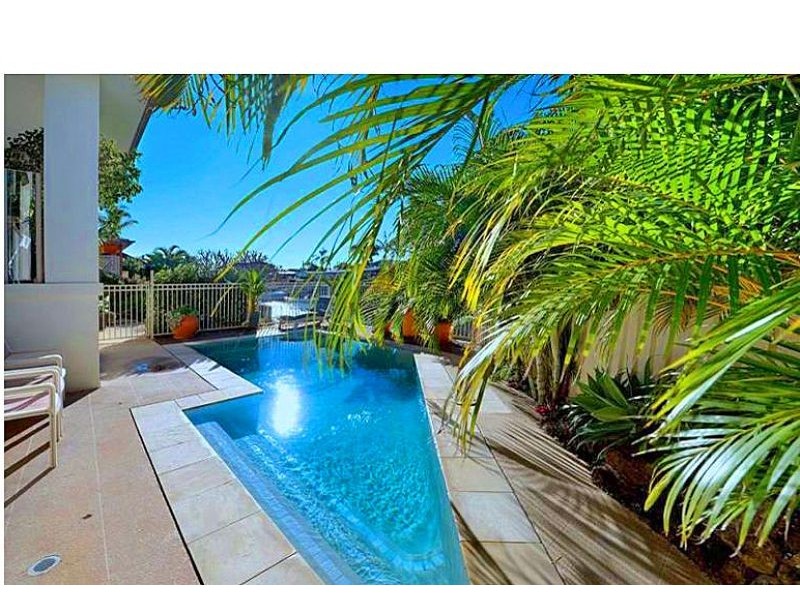 Broadbeach Waters QLD 4218