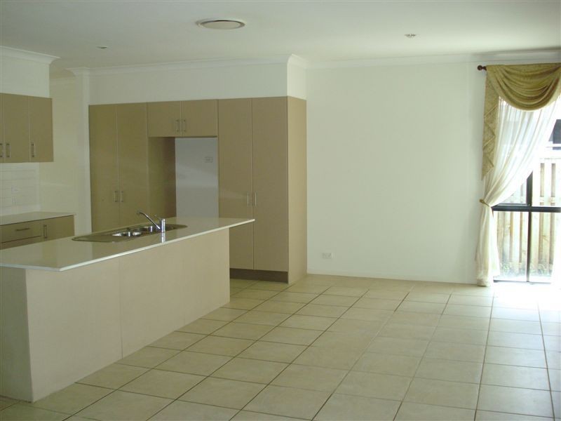 Ashmore QLD 4214