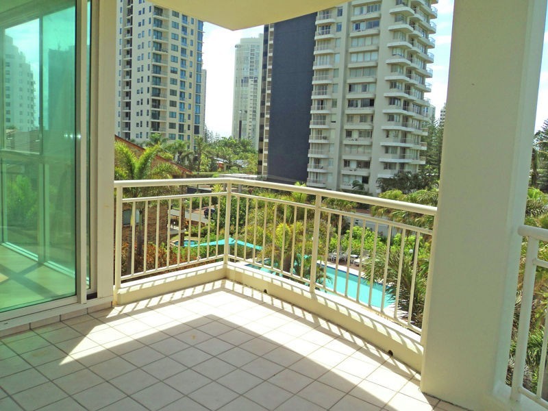 404/46 Pacific Street, Main Beach QLD 4217