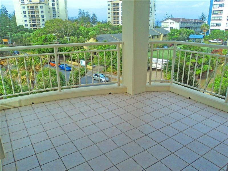 404/46 Pacific Street, Main Beach QLD 4217