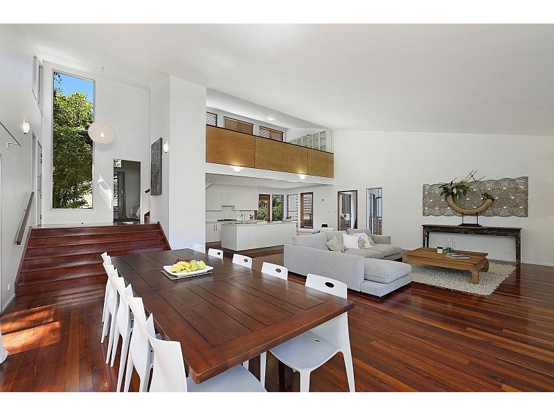 38 Cabbage Tree Avenue, Avoca Beach NSW 2251