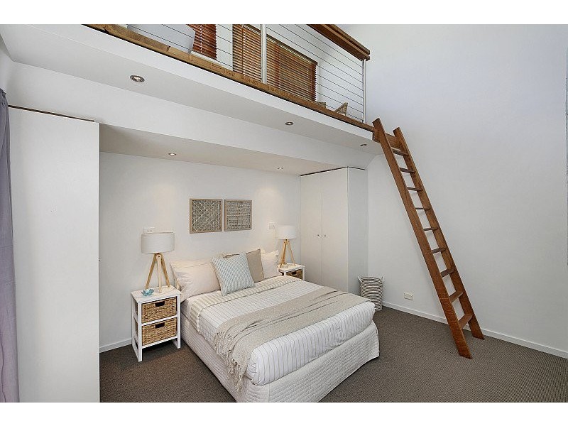 38 Cabbage Tree Avenue, Avoca Beach NSW 2251