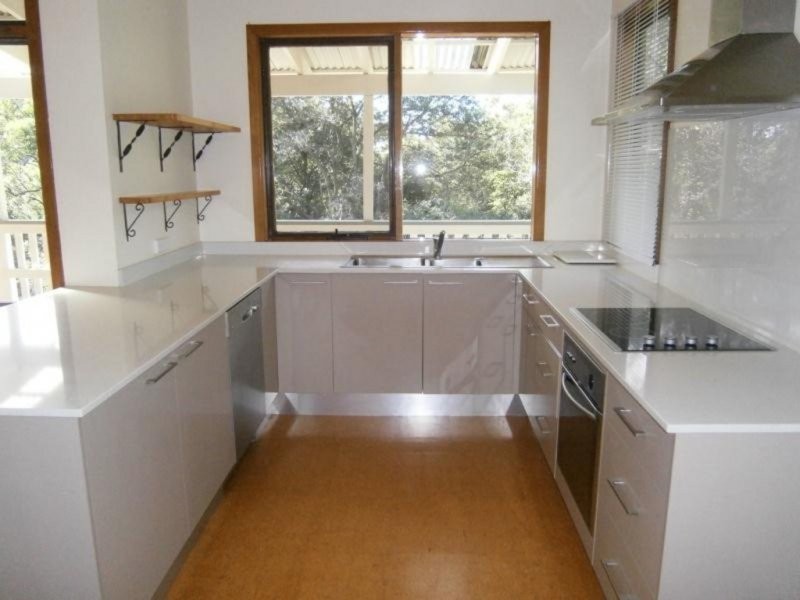 4 Nooree Lane, Avoca Beach NSW 2251