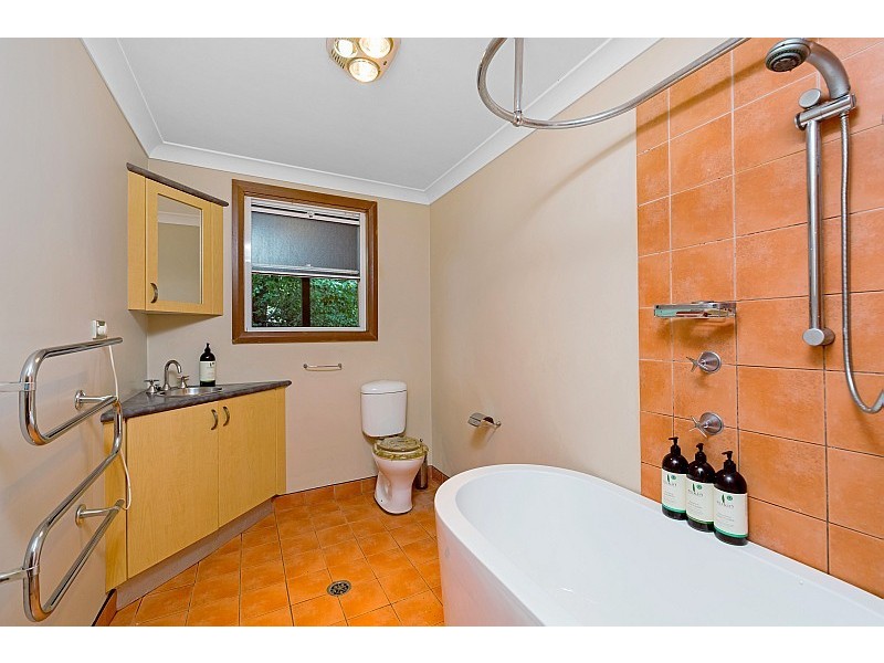 13 Solander Road, Avoca Beach NSW 2251