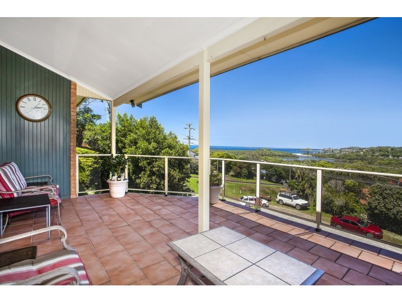 67 Coreen Drive, Wamberal NSW 2260