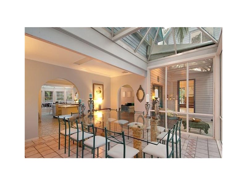 215 Wells Street, Springfield NSW 2250