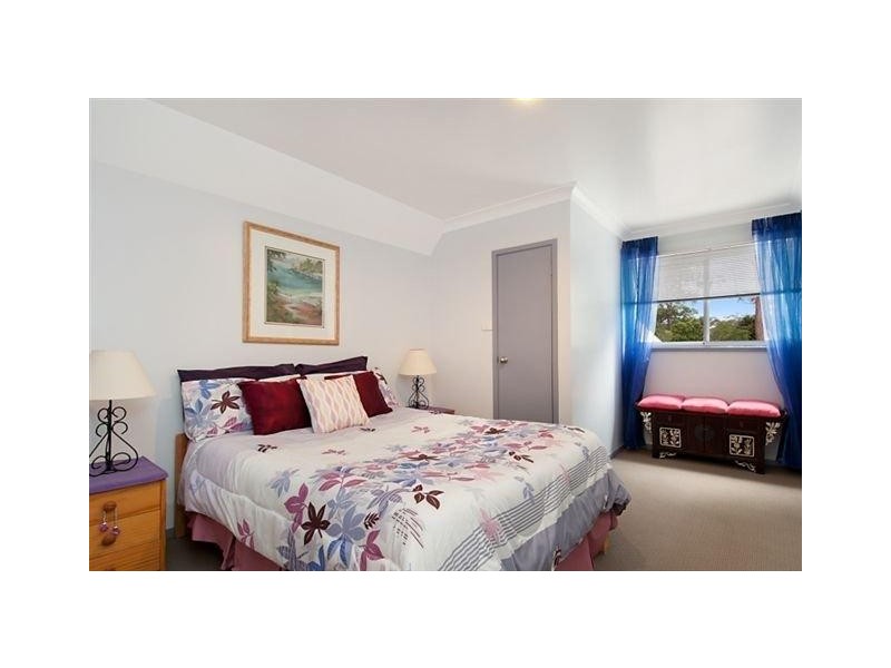 215 Wells Street, Springfield NSW 2250