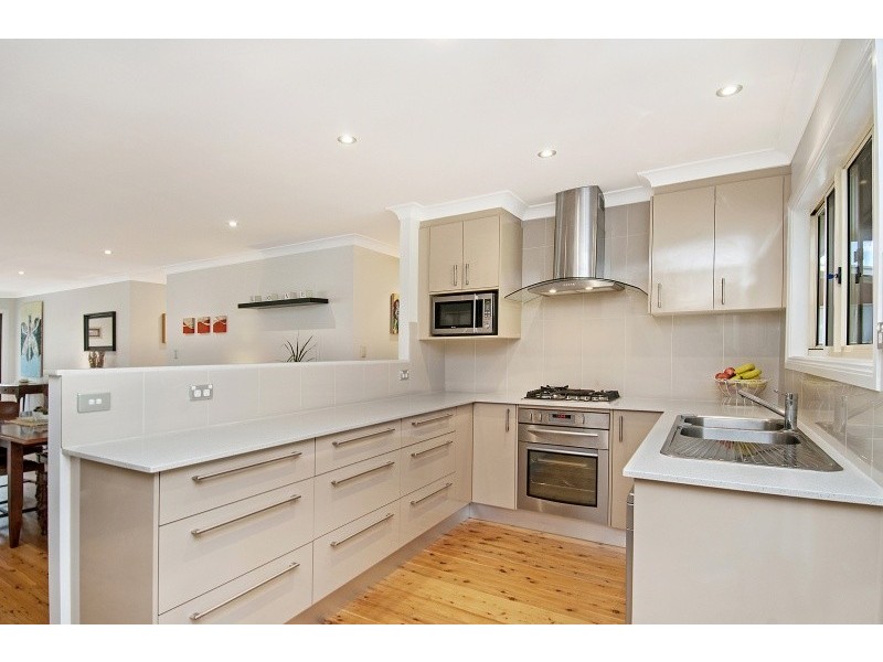 246 Avoca Drive, Avoca Beach NSW 2251