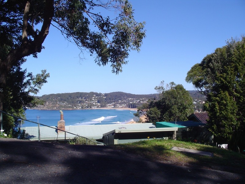 12 Bellevue Crescent, North Avoca NSW 2260