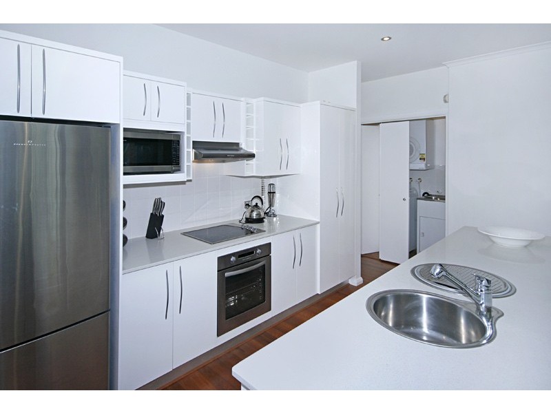 2/27B Ascot Avenue, Avoca Beach NSW 2251