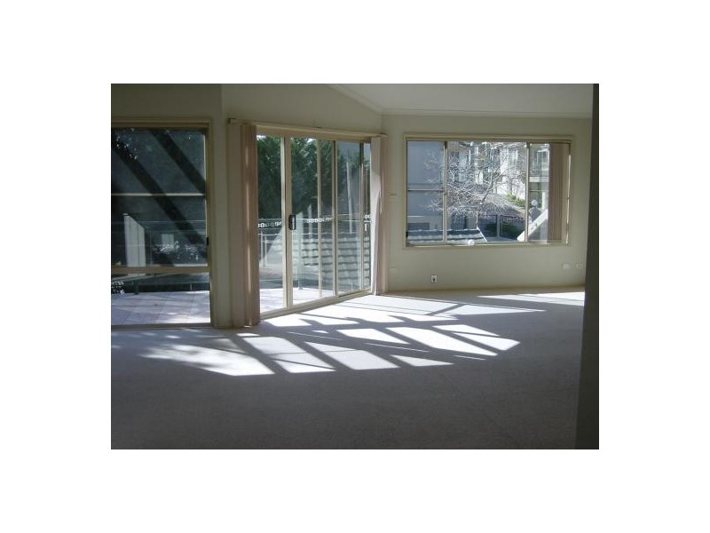 1/4 Karla Avenue, Terrigal NSW 2260