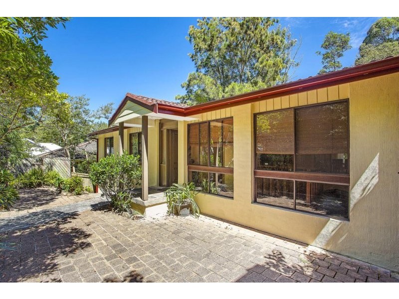 68 Lake Shore Drive, North Avoca NSW 2260