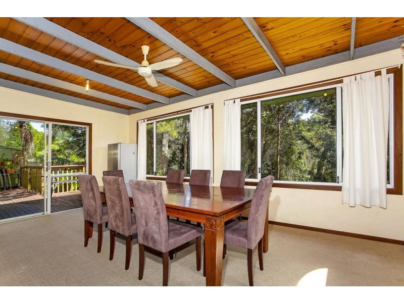 68 Lake Shore Drive, North Avoca NSW 2260