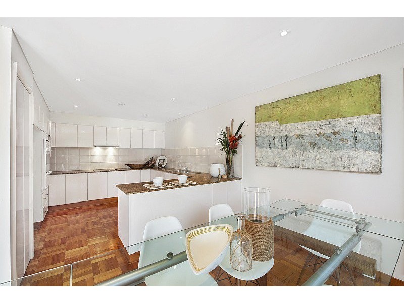 1/16 Campbell Crescent, Terrigal NSW 2260