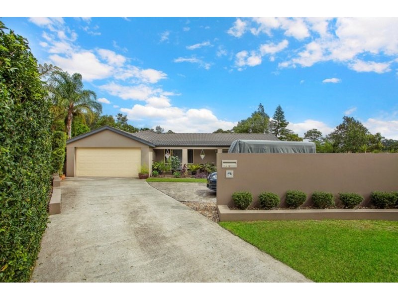 4 Alecia Close, Green Point NSW 2251