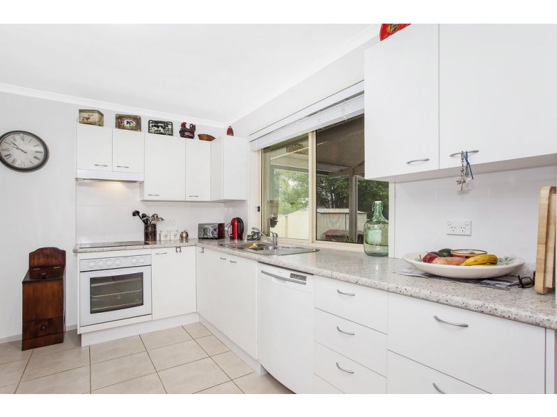 4 Alecia Close, Green Point NSW 2251