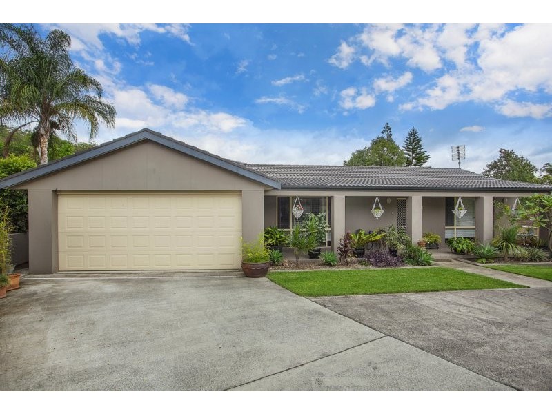 4 Alecia Close, Green Point NSW 2251