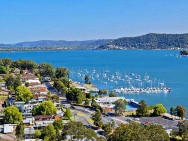 501/97-99 John Whiteway, Gosford NSW 2250