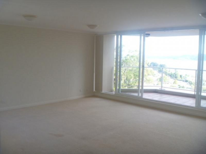 501/97-99 John Whiteway, Gosford NSW 2250