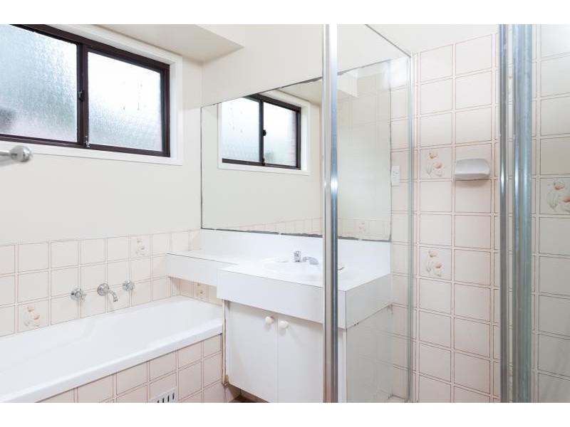 30 Ferntree Close, Wyoming NSW 2250