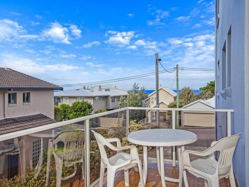 2/15 Barnhill Road, Terrigal NSW 2260