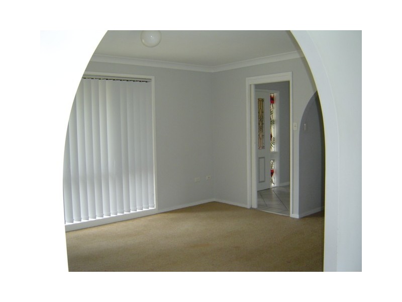 THE ROUND DR, Avoca Beach NSW 2251