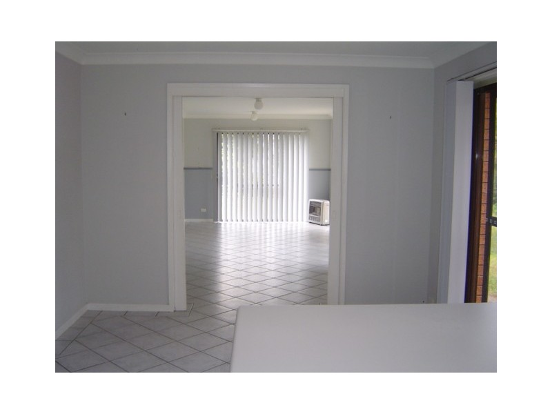 THE ROUND DR, Avoca Beach NSW 2251