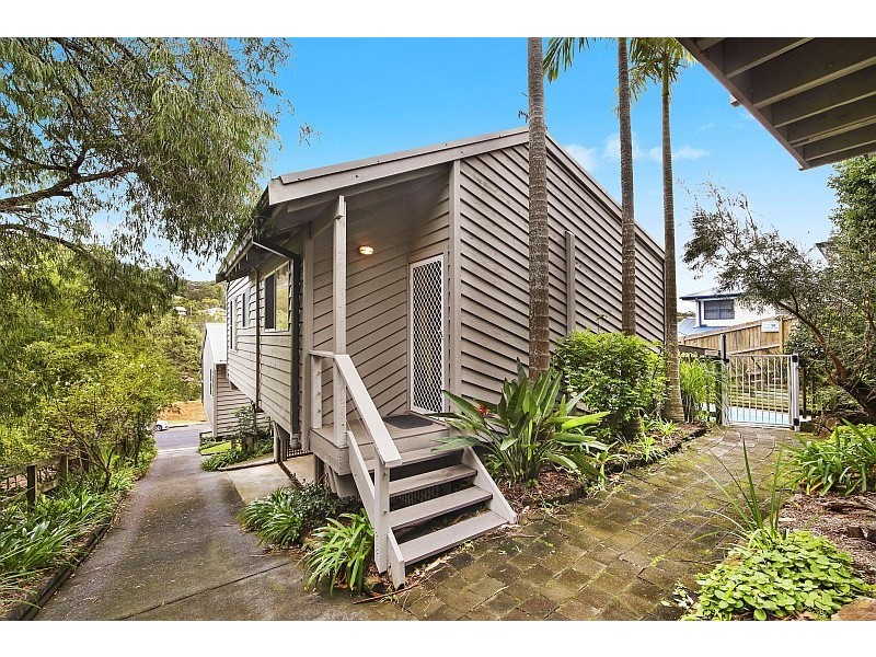 2/24 Avoca Drive, Avoca Beach NSW 2251