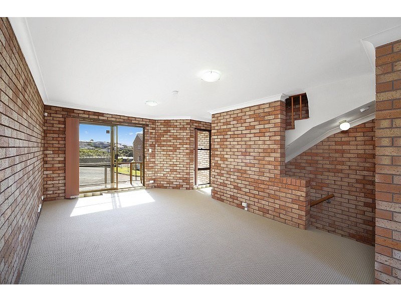3/8 Grosvenor Road, Terrigal NSW 2260