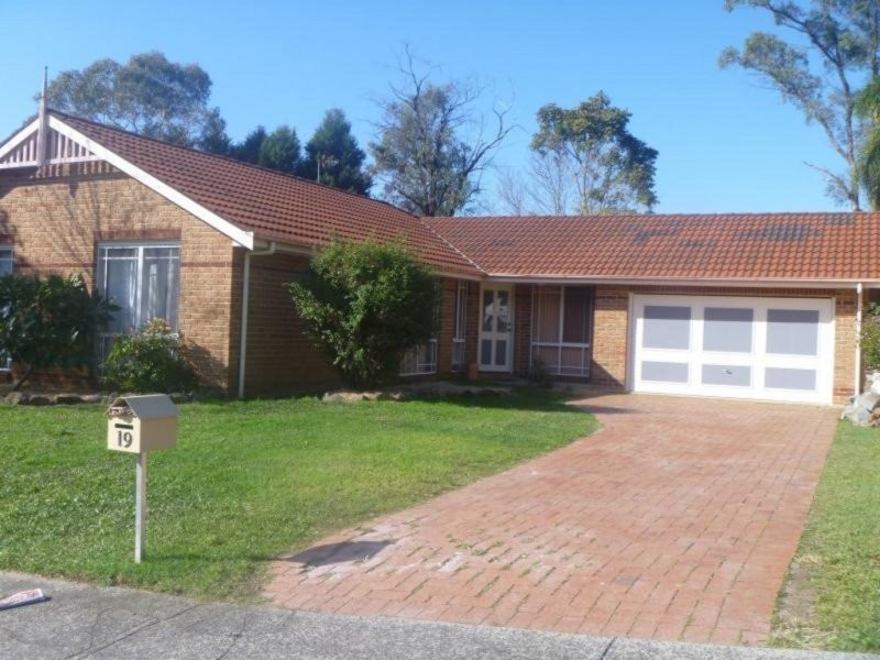19 Coolawin Circuit, Narara NSW 2250