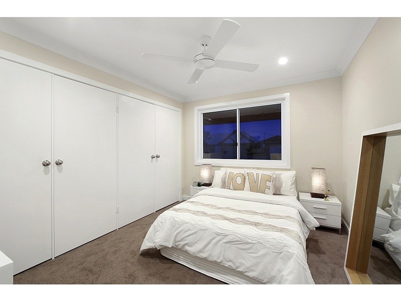 91 Surf Rider Avenue, cnr Tramway Rd., North Avoca NSW 2260