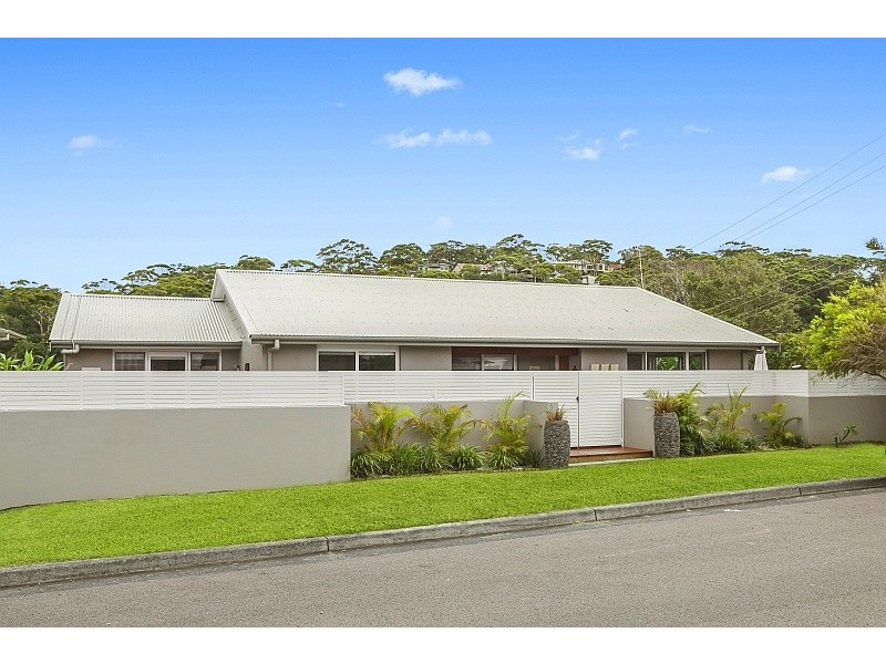 91 Surf Rider Avenue, cnr Tramway Rd., North Avoca NSW 2260